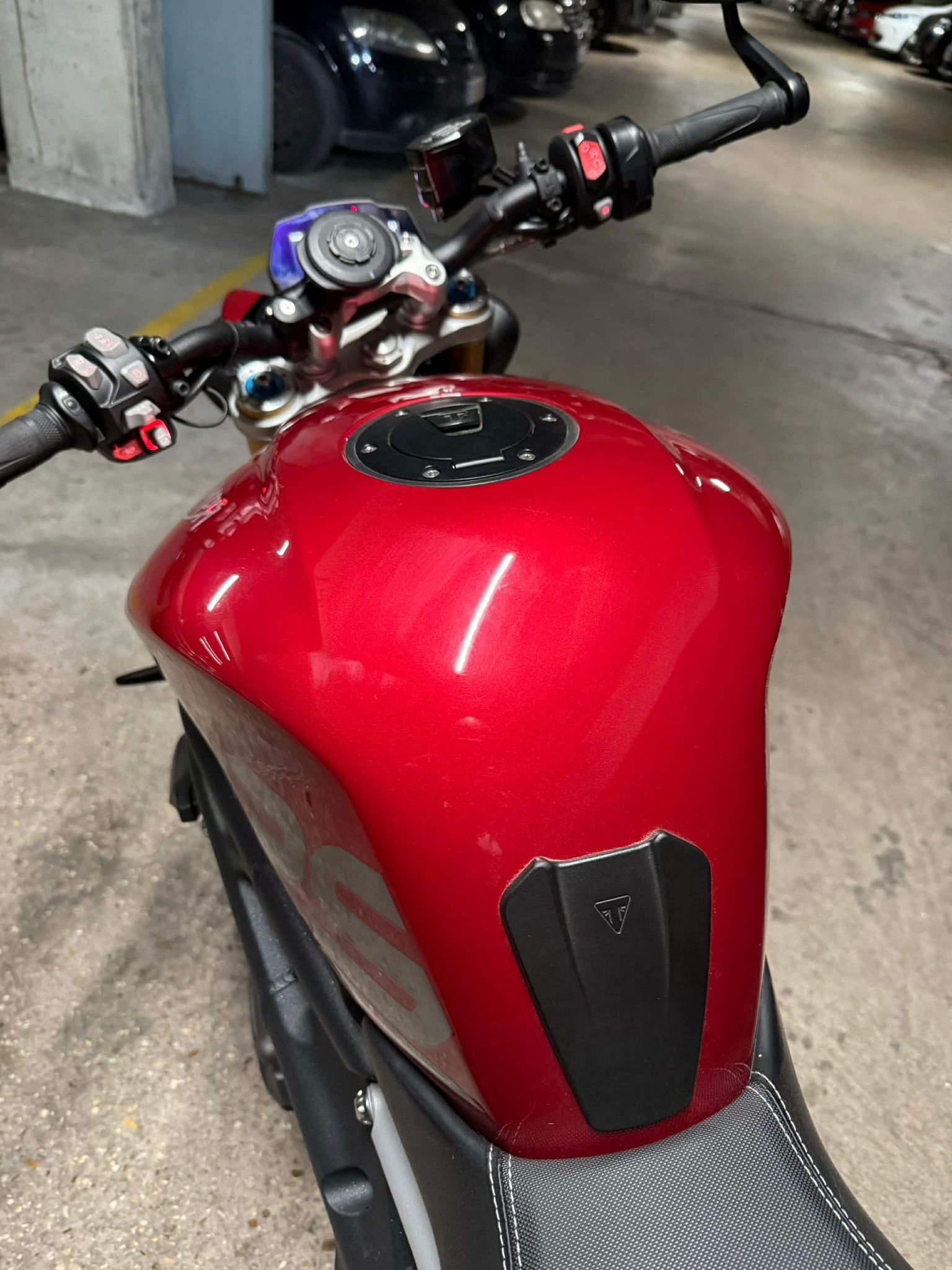 SPEED TRIPLE